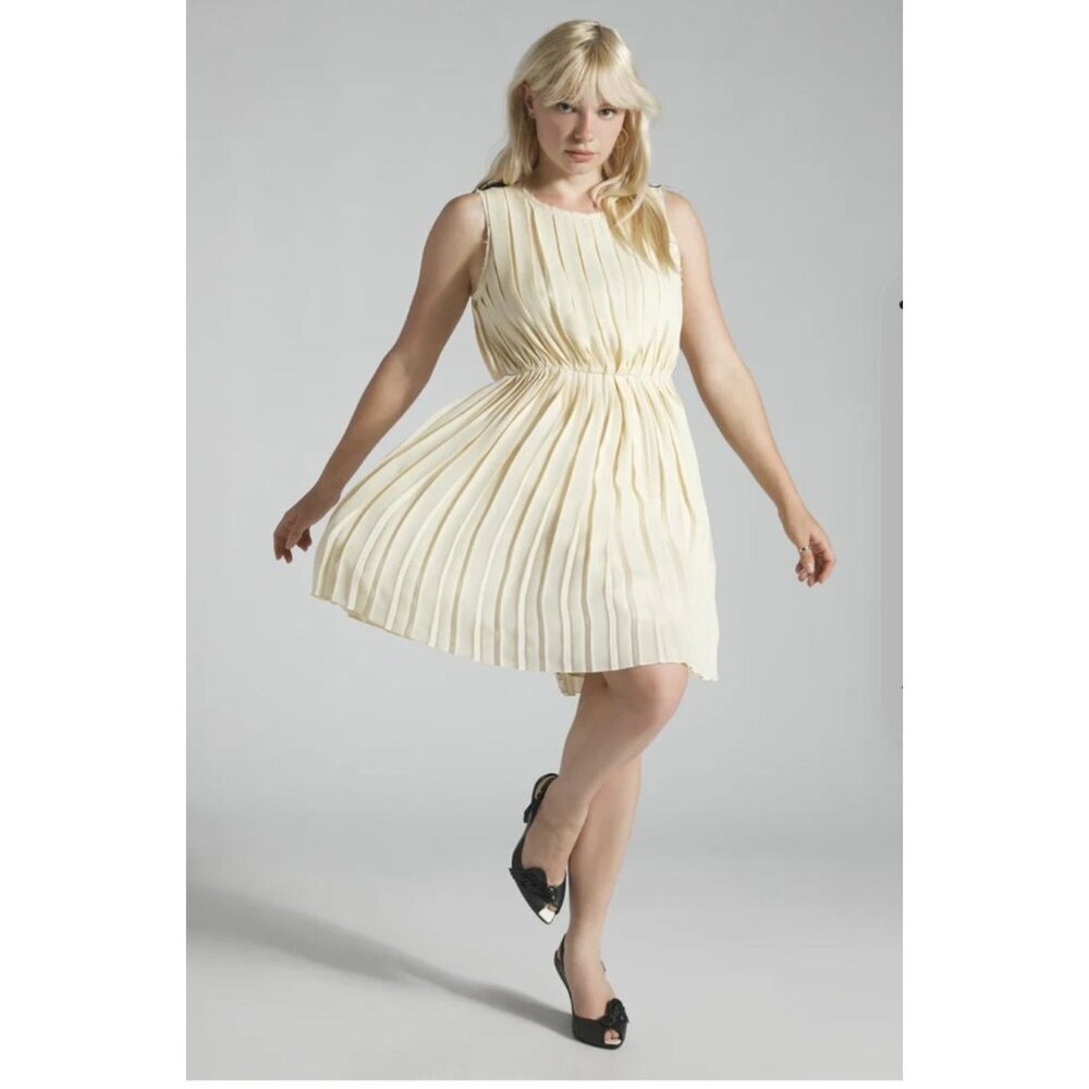Simply Vera Vera Wang chiffon mid Dress Womens Sleeveless Pleated  beige Size S